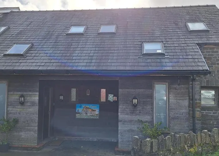 Countryside Cottage In Swansea Near Gower
